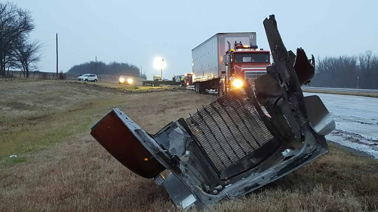 Adult Victims Identified In Mayes County Crash That Killed Six