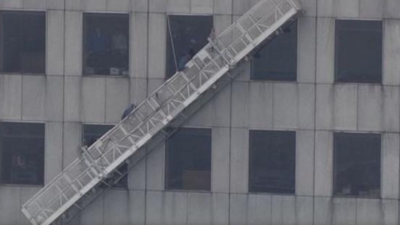 Dramatic Rescue Near Top Of Texas' Tallest Building