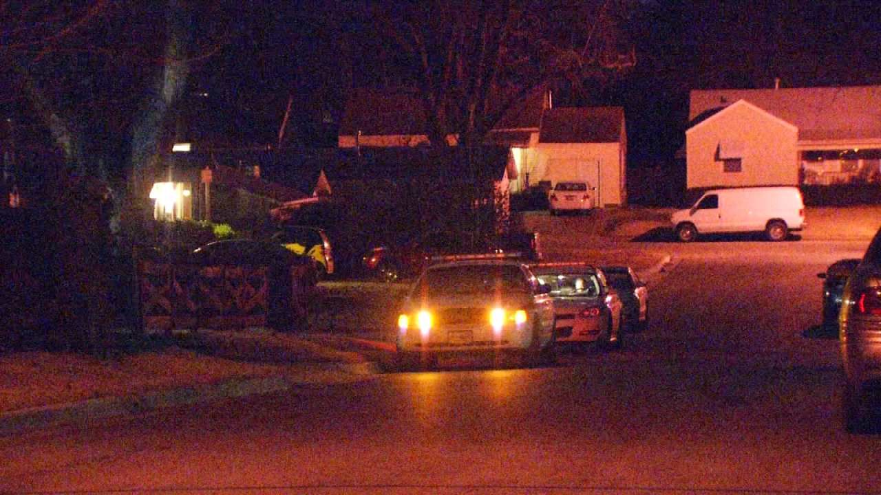 Robber Uses Gun To Steal Tulsa Victim's Car