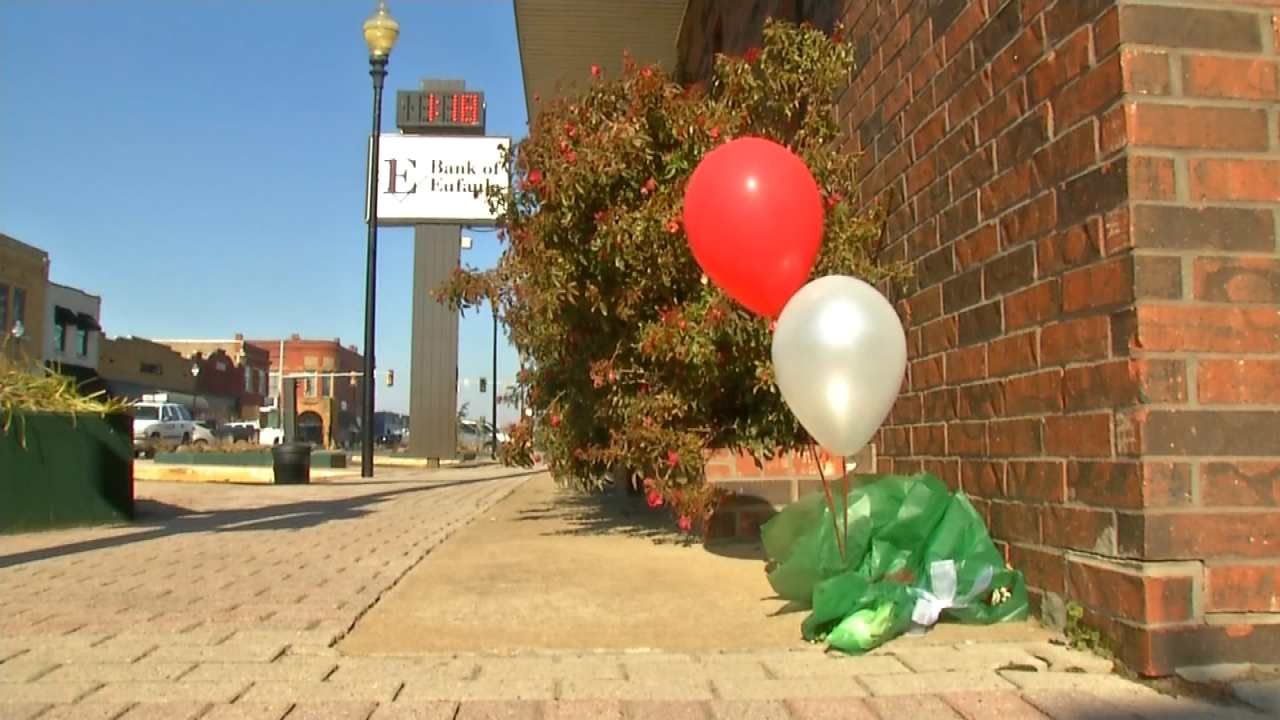 Eufaula Residents In Shock About Deadly Bank Robbery, Shootout