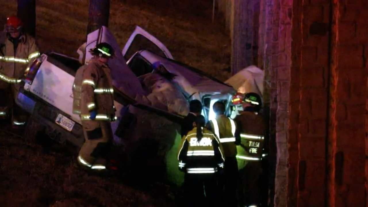 Tulsa Wreck Kills One Man, Injures Another