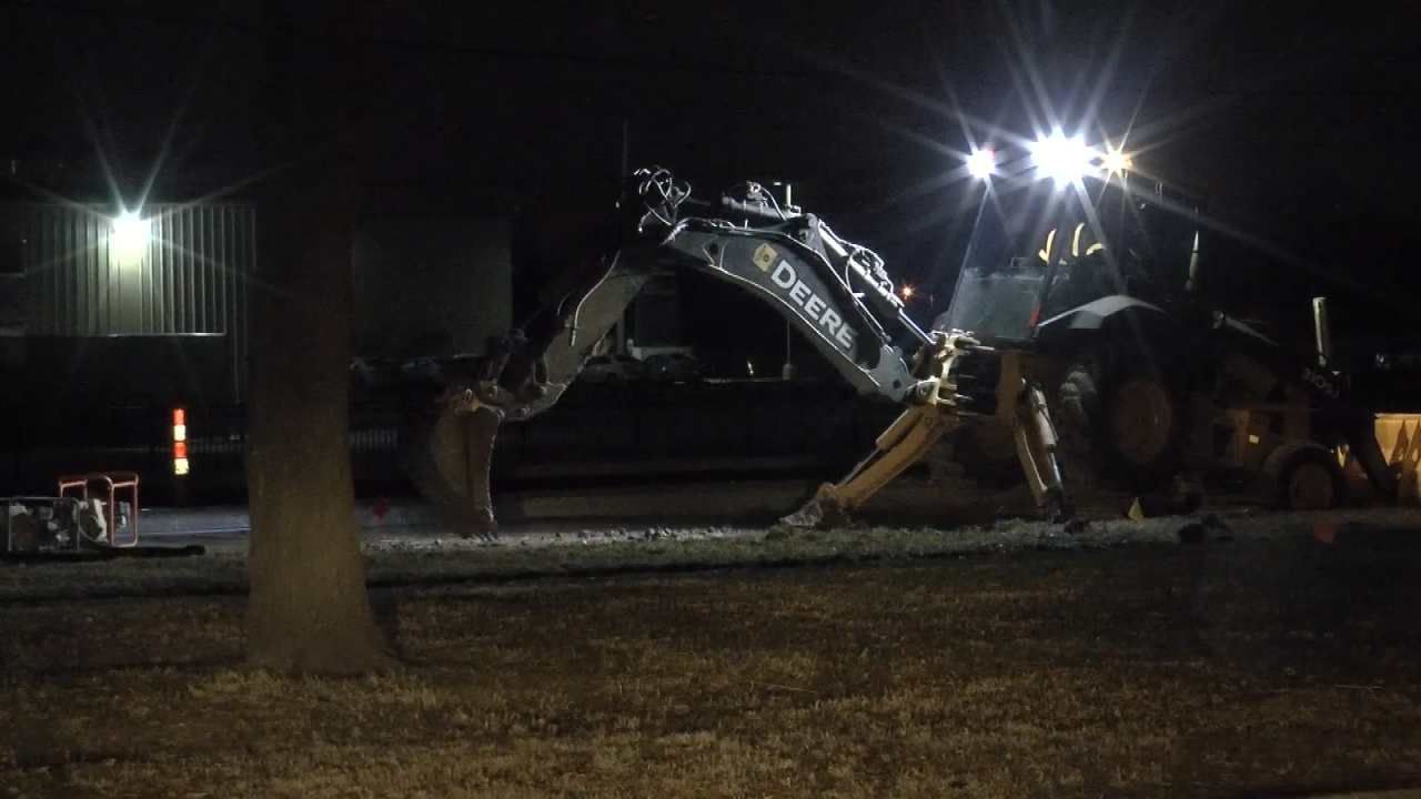 Mingo Water Line Break Snarls Tulsa Rush Hour Traffic