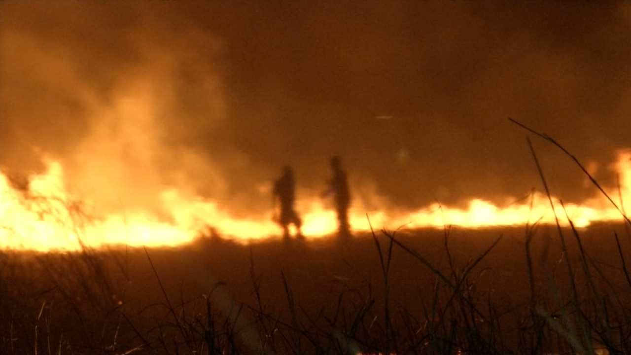 Tulsa Firefighters Stand Their Ground Against Wildfire