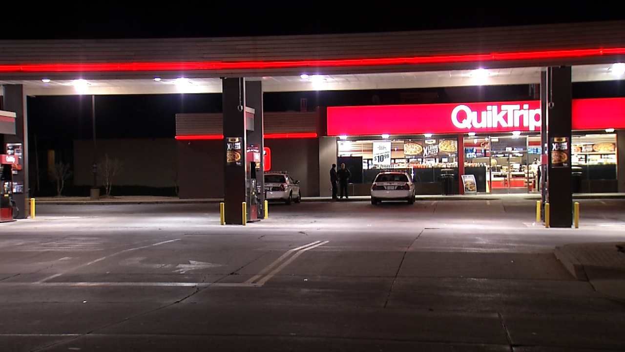 Police: Man Robs Tulsa Convenience Store Clerk At Gunpoint