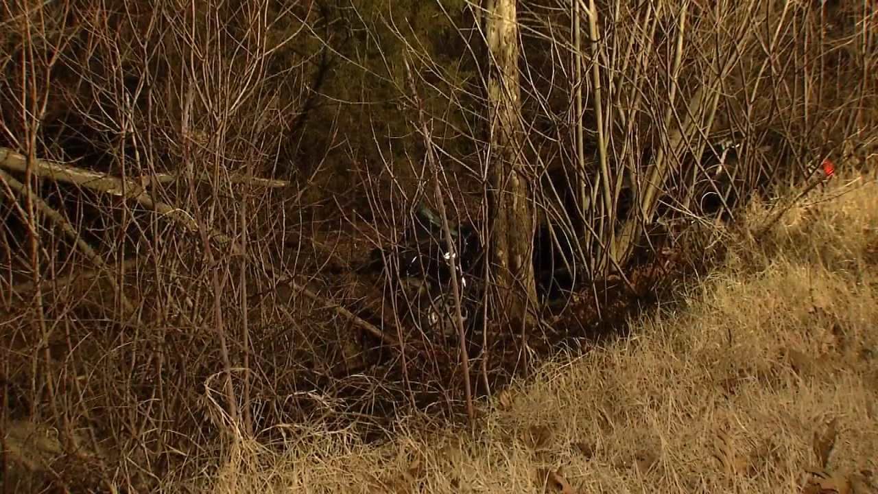 Man Dies After Being Trapped For Hours In Crashed SUV Near Sand Springs