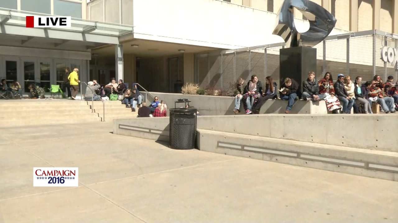 Line Forms For Bernie Sanders' Tulsa Campaign Rally