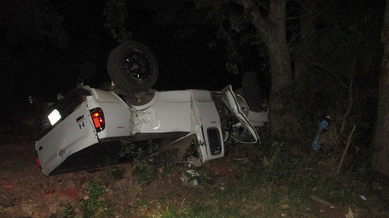 1940 Chevrolet Special DeLuxe Breaking Bread